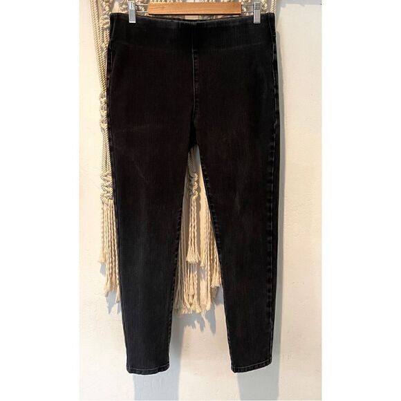 Soft Surroundings Jeans SZ M Cropped Pull-On Denim Ankle Black Stretch Denim - Picture 1 of 7